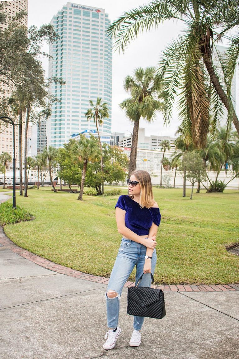 An Ode to My Favorite PetiteFriendly Jeans Shenska